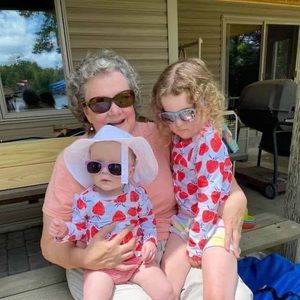 Meet your Posher, Joanne